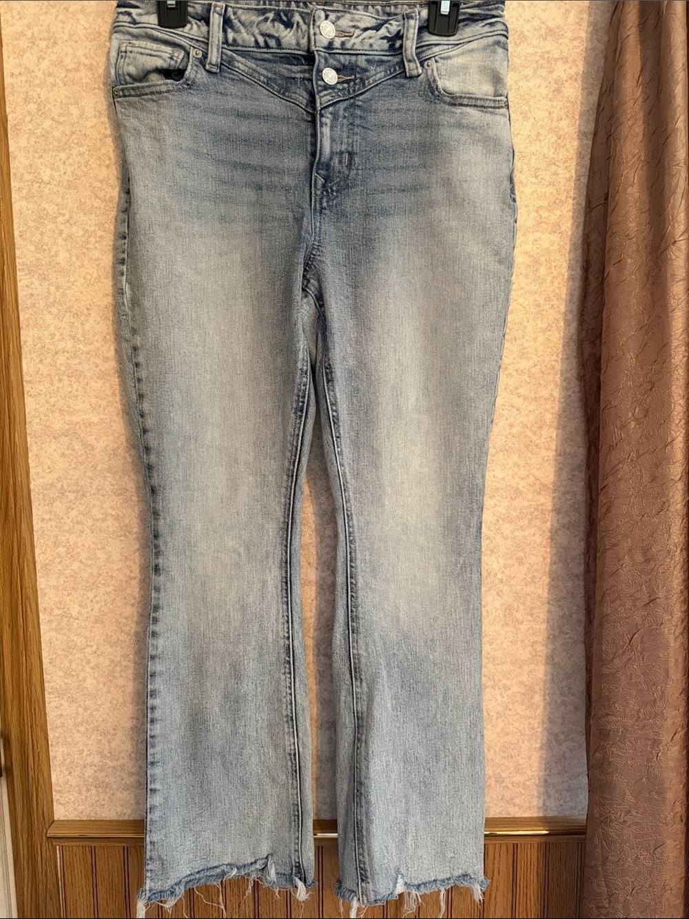 Maurices Light Blue Straight Leg Jeans Size 4